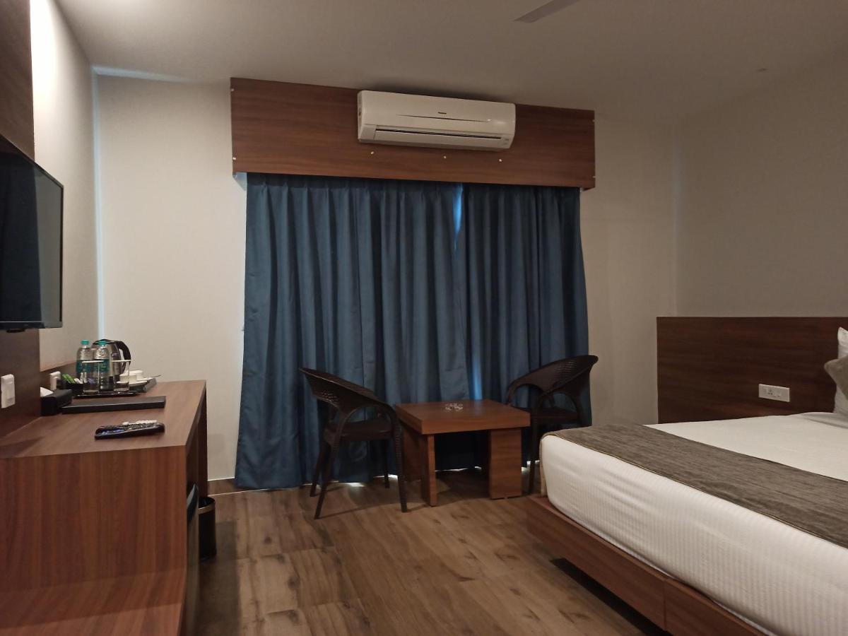 Hotel Tree Fern Dibrugarh Exterior foto